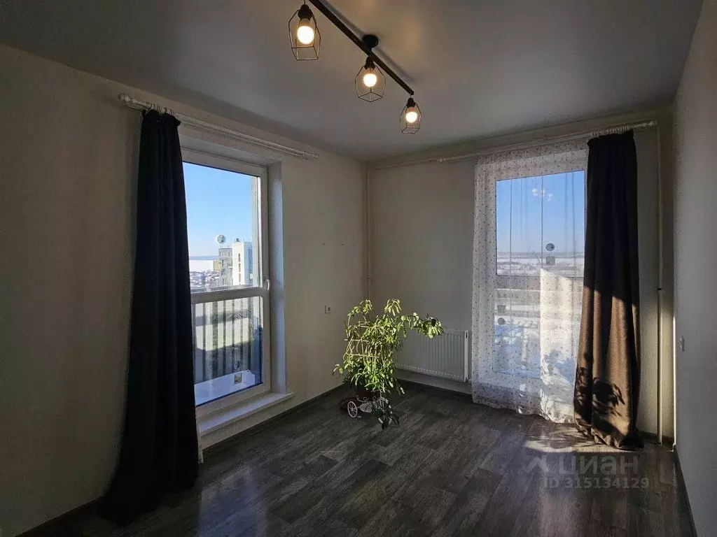 3-к кв. Челябинская область, Челябинск ул. Блюхера, 123Д (56.2 м) - Фото 1