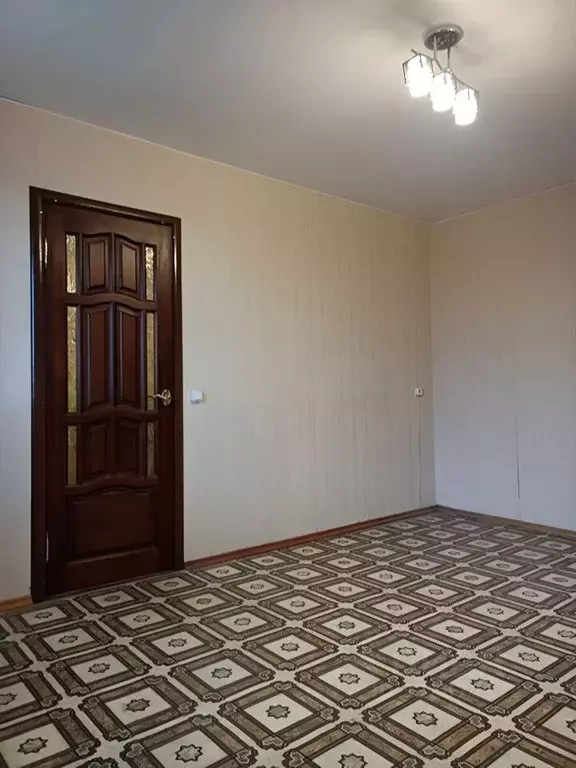 Комната Ленинградская область, Тихвин ул. Учебный городок, 7 - Фото 2