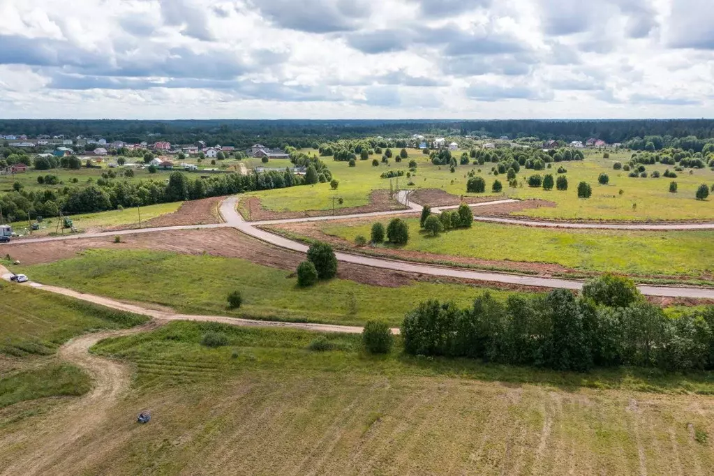 Участок в Ленинградская область, Гатчинский муниципальный округ, с. ... - Фото 1