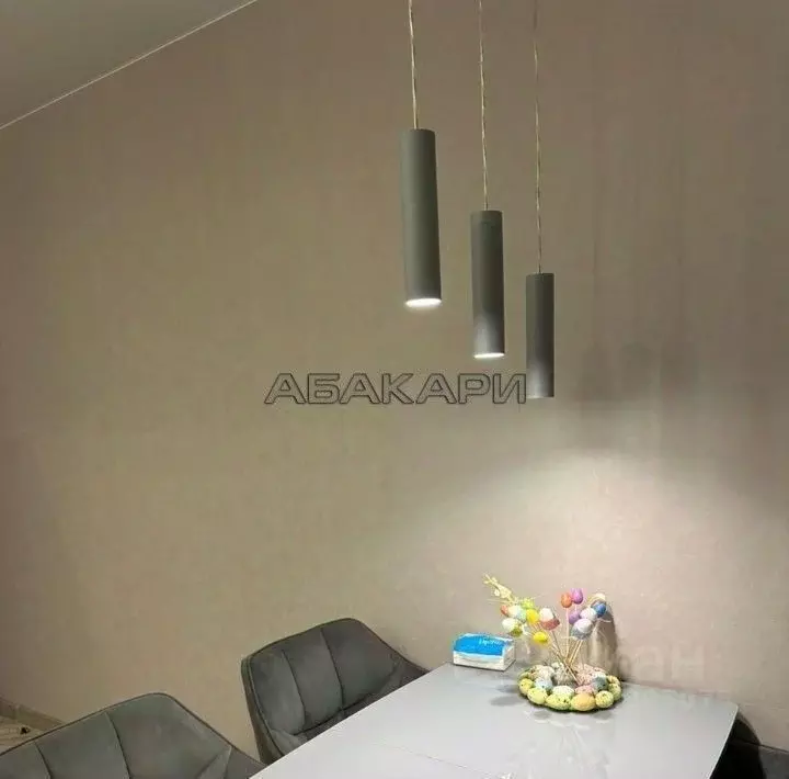 3-к кв. Красноярский край, Красноярск ул. Академгородок, 66 (72.0 м) - Фото 1
