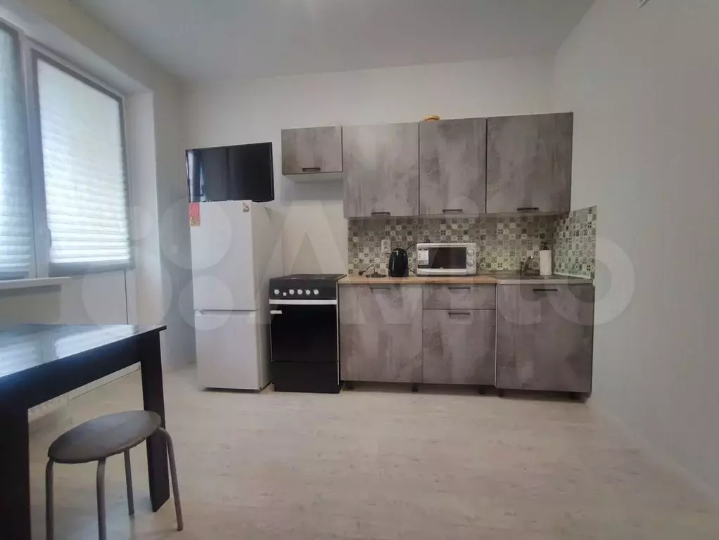 1-к. квартира, 40 м, 7/19 эт. - Фото 0