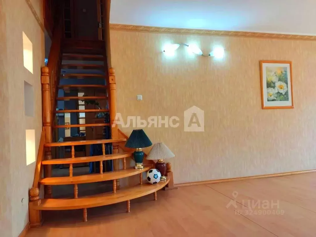 3-к кв. Ростовская область, Волгодонск ул. Гагарина, 7Д (120.0 м) - Фото 1