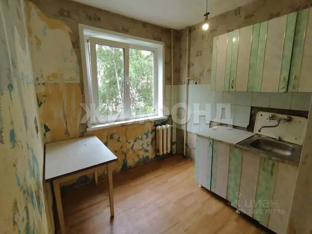 2-к кв. Алтайский край, Барнаул ул. Антона Петрова, 202 (43.6 м) - Фото 0
