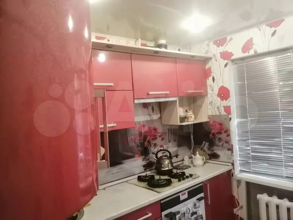 3-к. квартира, 50 м, 1/5 эт. - Фото 1