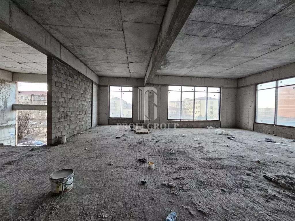 Помещение свободного назначения в Дагестан, Махачкала ул. Азизова (170 ... - Фото 2