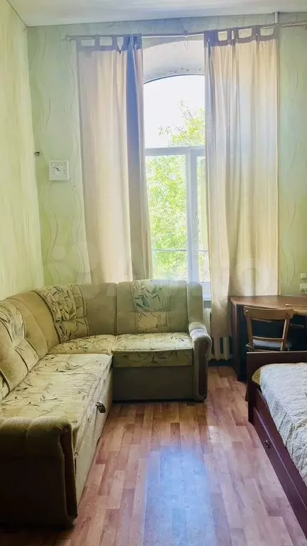 Комната 18 м в 5-к., 2/3 эт. - Фото 0
