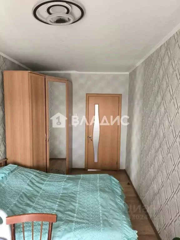 3-к кв. Бурятия, Улан-Удэ Стеклозавод мкр, ул. Заовражная, 1А (61.8 м) - Фото 2