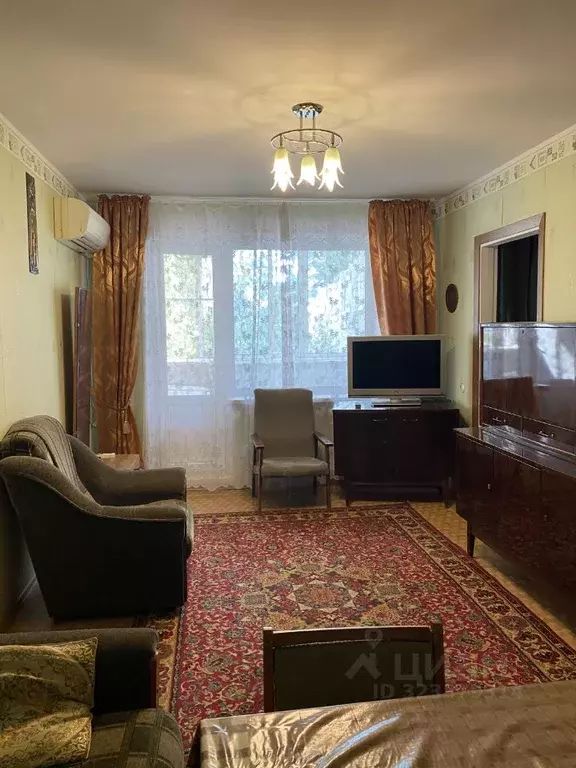 3-к кв. Саратовская область, Саратов ул. Имени И.В. Мичурина, 4 (53.0 ... - Фото 1