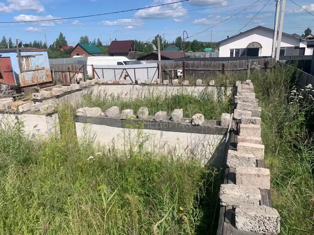 Участок в Тюменская область, Тюмень Садовое товарищество Липовый ... - Фото 0