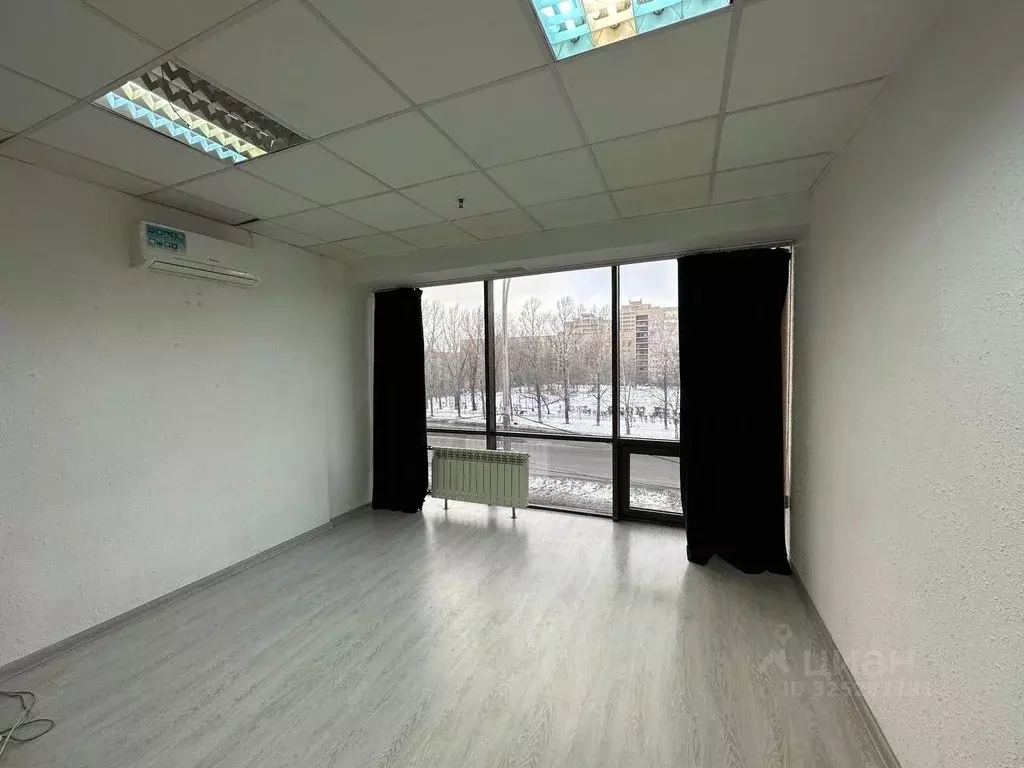 Офис в Самарская область, Тольятти Юбилейная ул., 1А (33 м) - Фото 2