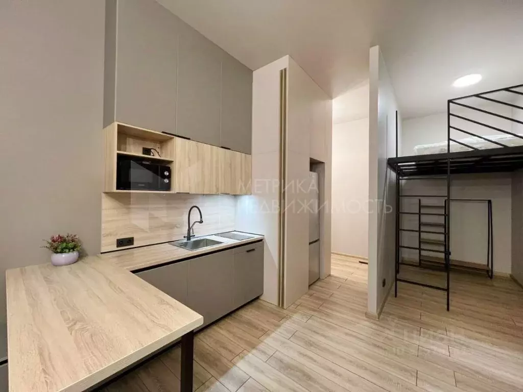 Студия Тюменская область, Тюмень ул. 9 Января, 160к1 (34.0 м) - Фото 1