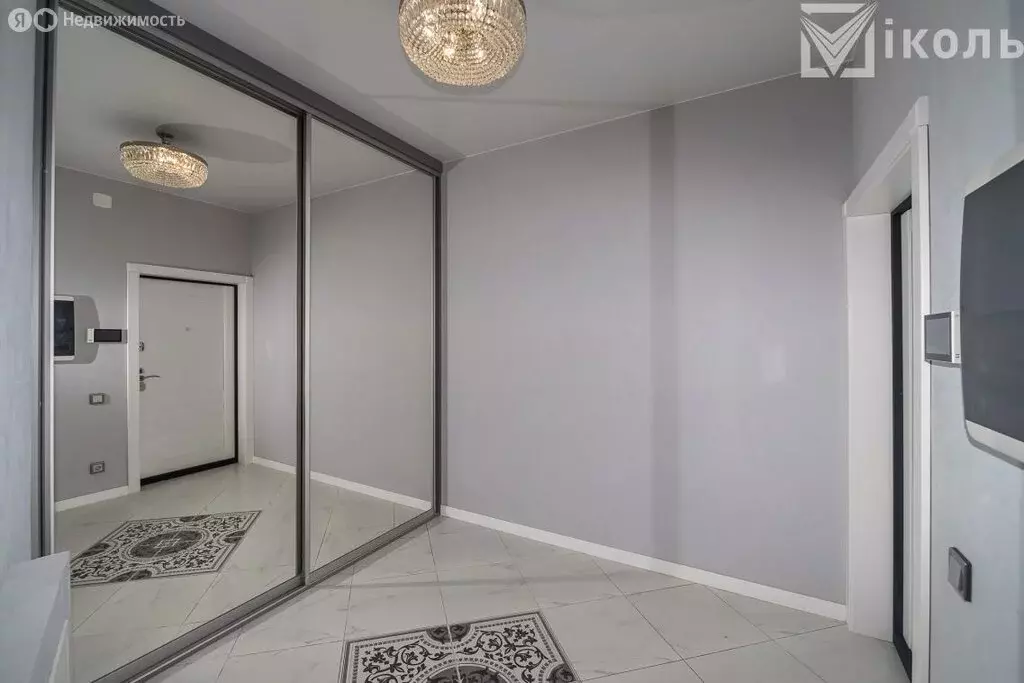 3-комнатная квартира: Молодёжный, Подгорная улица, 18/2 (90 м) - Фото 2