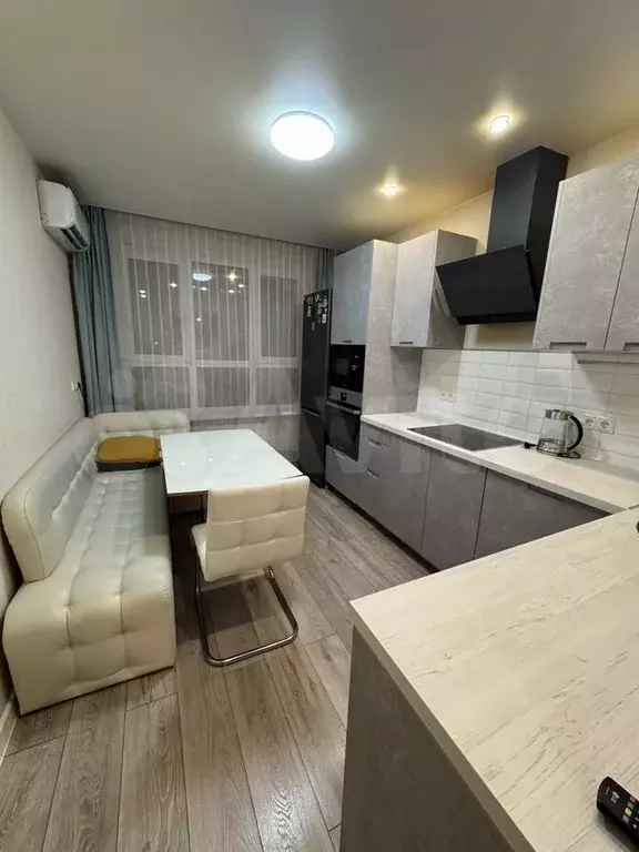 1-к. квартира, 31,5 м, 2/9 эт. - Фото 0
