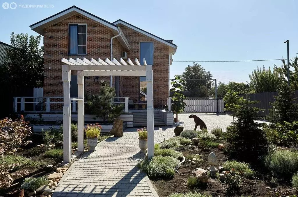 Дом в Тахтамукайский район, Старобжегокайское сельское поселение, аул ... - Фото 1