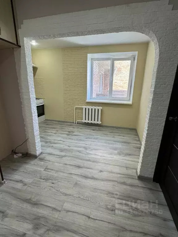 2-к кв. Омская область, Омск ул. 35-я Северная, 1/1 (45.3 м) - Фото 1