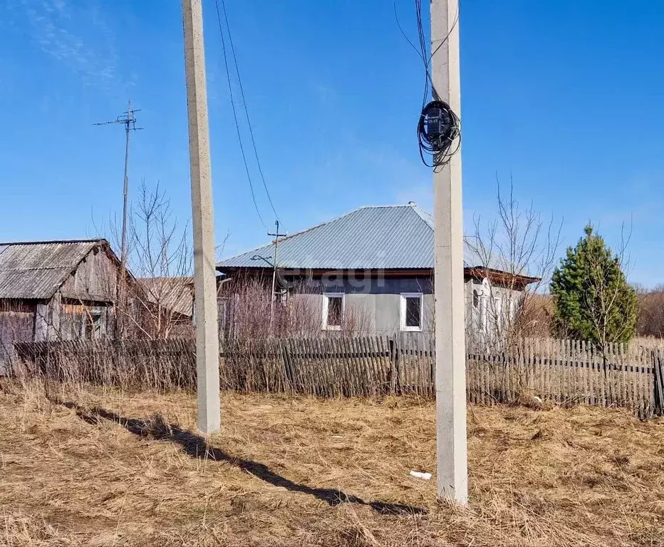 Дом в Кемеровская область, Мысковский городской округ, пос. Берензас ... - Фото 1