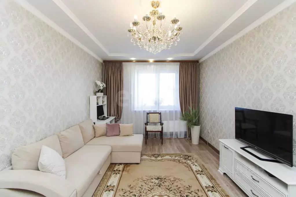 2-к кв. Тюменская область, Тюмень Магаданская ул., 13 (57.0 м) - Фото 1