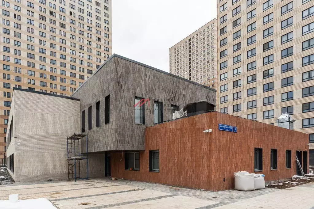 Продажа здания с арендатором в ЖК Кронштадтский 9 - Фото 0