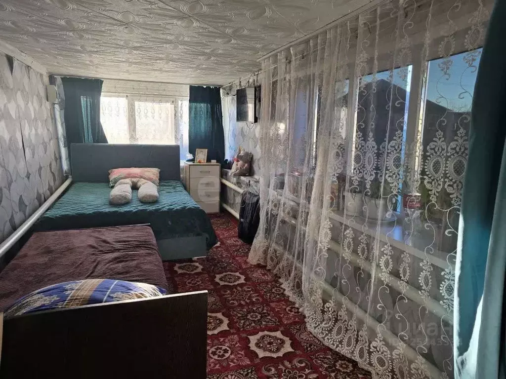 Дом в Белгородская область, Валуйки ул. Чернышевского, 46 (80 м) - Фото 1