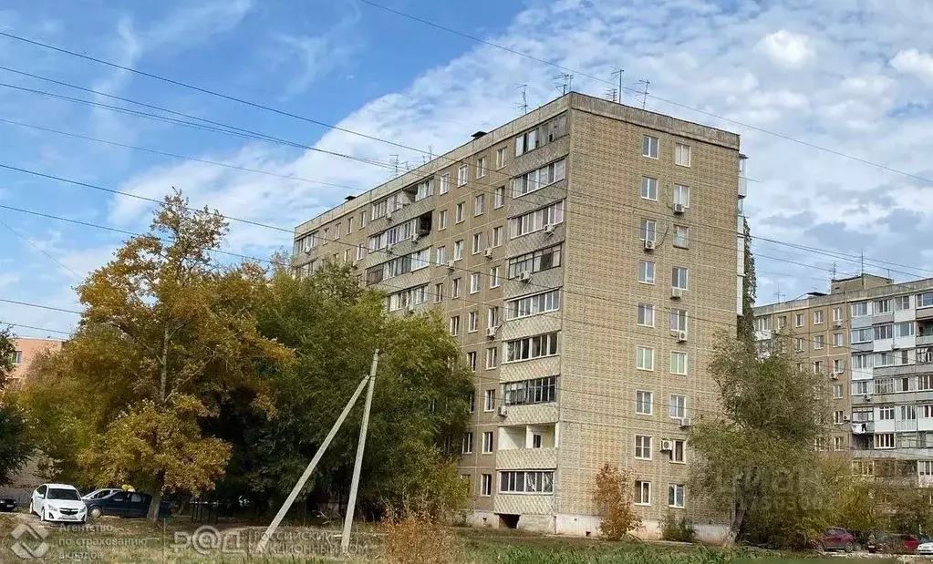 3-к кв. Саратовская область, Энгельс Полтавская ул., 44 (56.1 м) - Фото 0