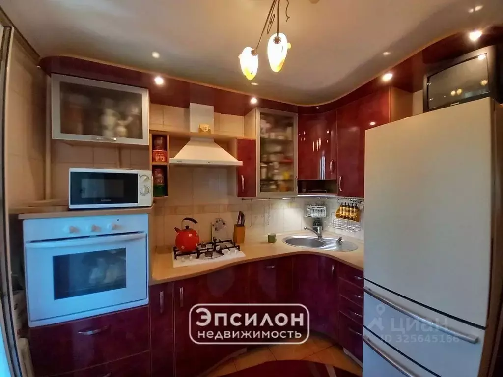 2-к кв. Курская область, Курск Союзная ул., 14А (50.0 м) - Фото 1