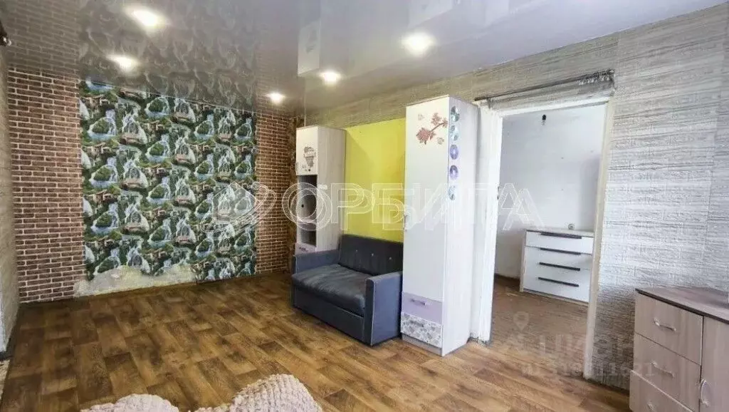 2-к кв. Тюменская область, Тюмень ул. 50 лет Октября, 55 (44.6 м) - Фото 1