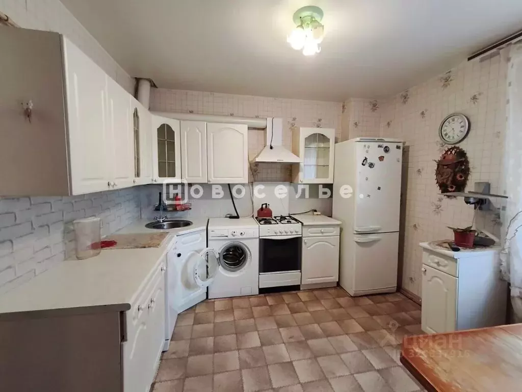 2-к кв. Рязанская область, Рязань ул. 6-я Линия, 20 (61.8 м) - Фото 1