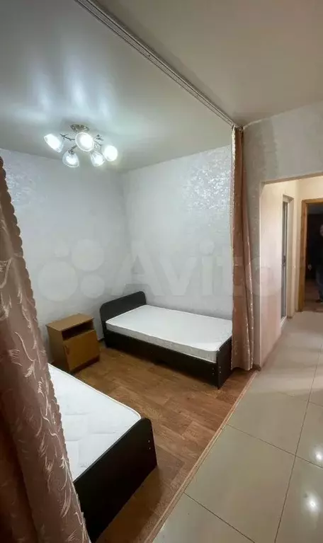 2-к. квартира, 50 м, 1/3 эт. - Фото 1