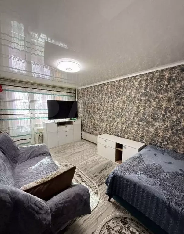 1-к. квартира, 35 м, 1/10 эт. - Фото 0