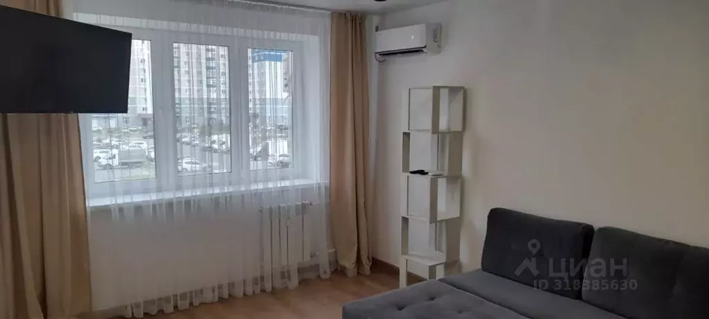 1-к кв. Брянская область, Брянск ул. Имени О.Н. Строкина, 1 (40.0 м) - Фото 1