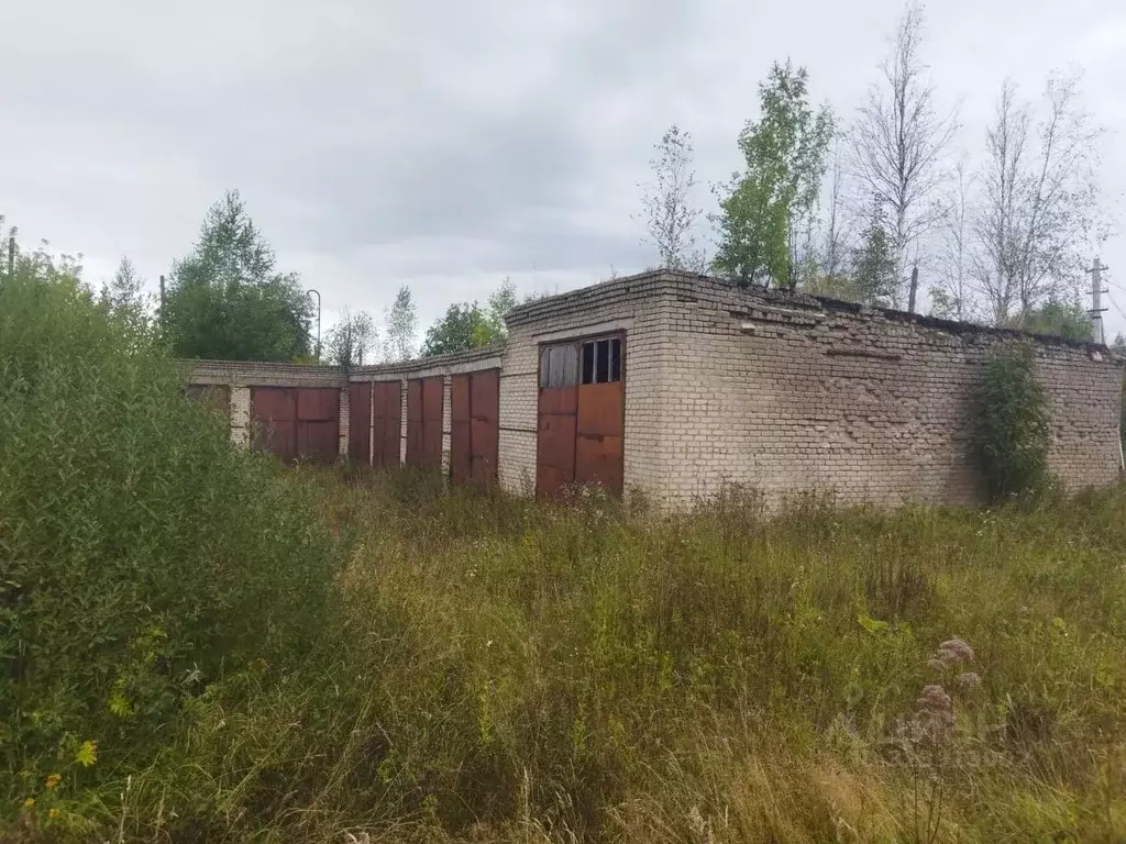 Помещение свободного назначения в Кировская область, Фаленки пгт ул. ... - Фото 1