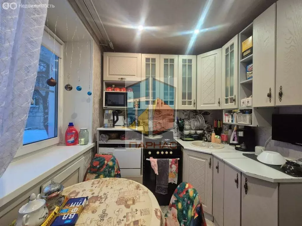 3-комнатная квартира: Краснотурьинск, улица 8 Марта, 15 (58.8 м) - Фото 1