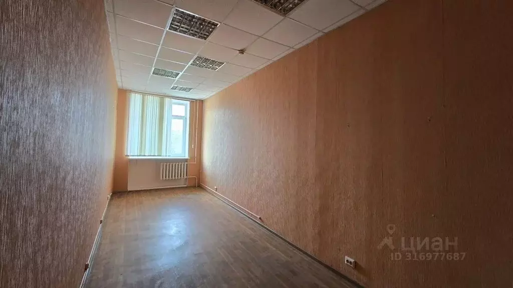 Офис в Санкт-Петербург Октябрьская наб., 6М (21 м) - Фото 1
