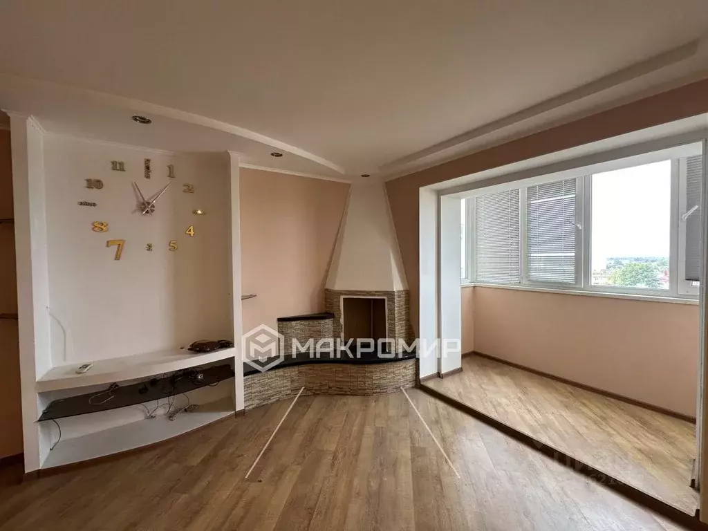 3-к кв. Брянская область, Брянск ул. Металлистов, 20 (101.5 м) - Фото 0