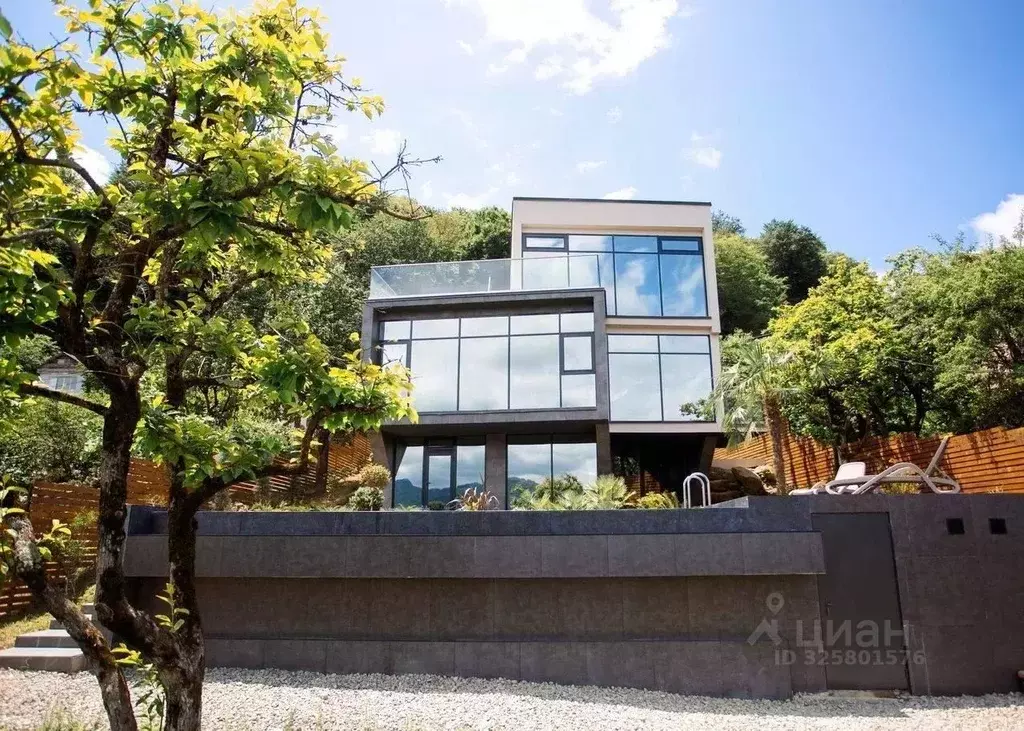 Дом в Краснодарский край, Сочи Малый Ахун мкр,  (600 м) - Фото 2