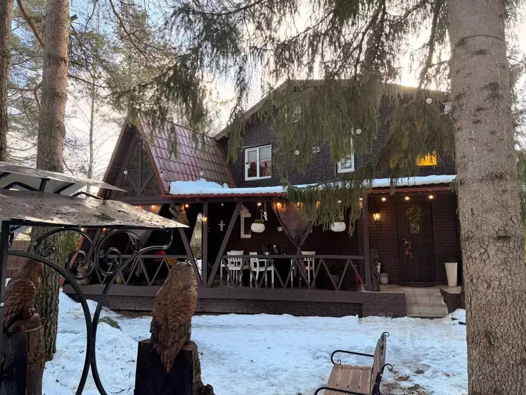 Дом в Ленинградская область, Гатчинский муниципальный округ, д. Выра ... - Фото 2