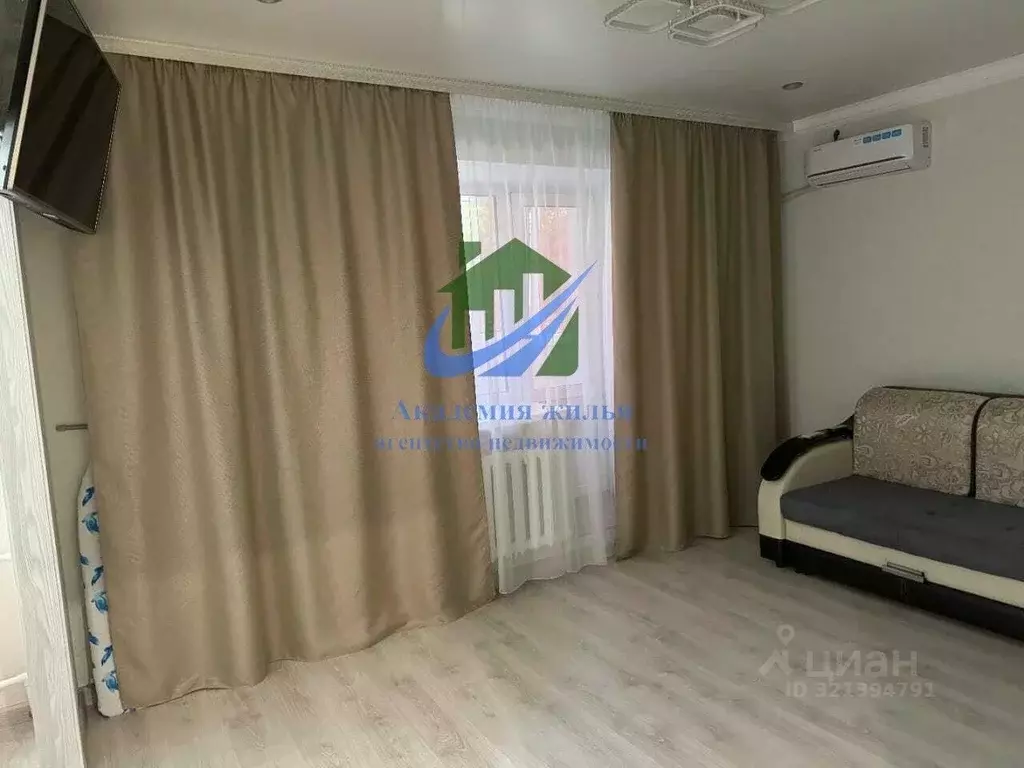 Студия Оренбургская область, Орск 6-й мкр, 4 (31.0 м) - Фото 1