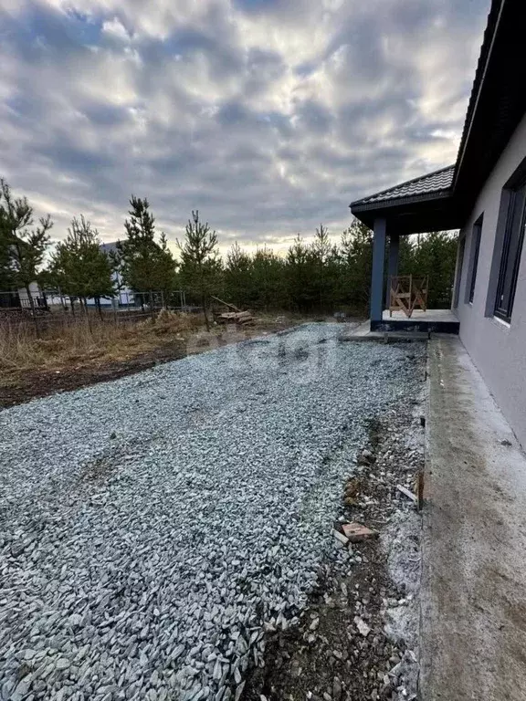 Дом в Свердловская область, Белоярский муниципальный округ, пос. ... - Фото 1
