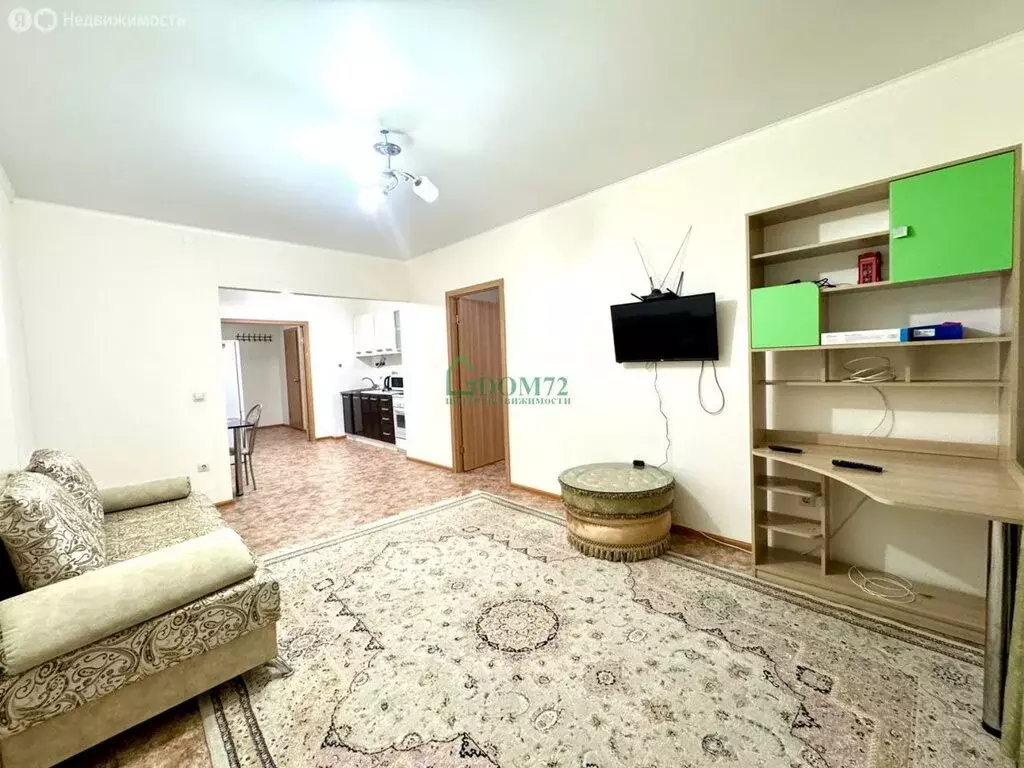 2-комнатная квартира: Тобольск, 15-й микрорайон, 27 (52.8 м) - Фото 2