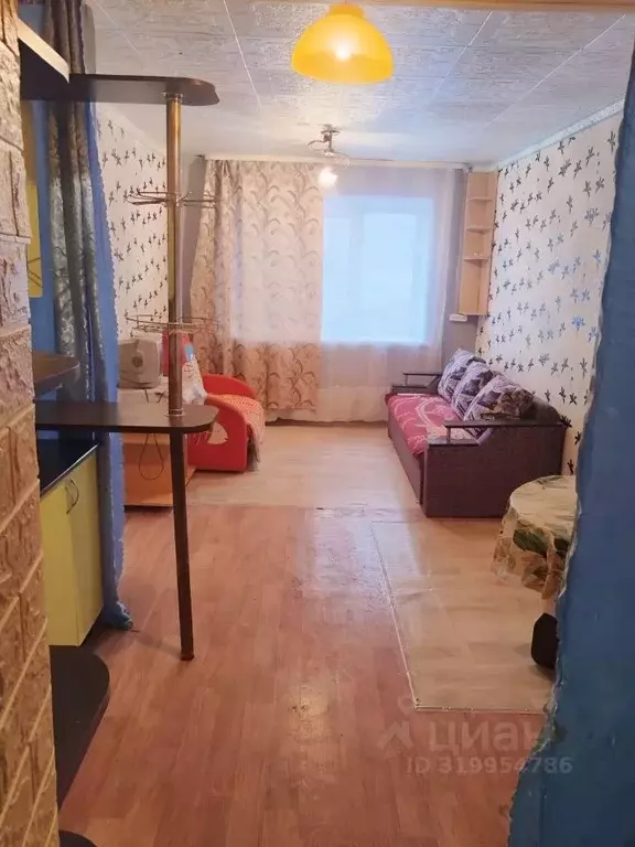 Комната Челябинская область, Челябинск Новороссийская ул., 42 (18.2 м) - Фото 1