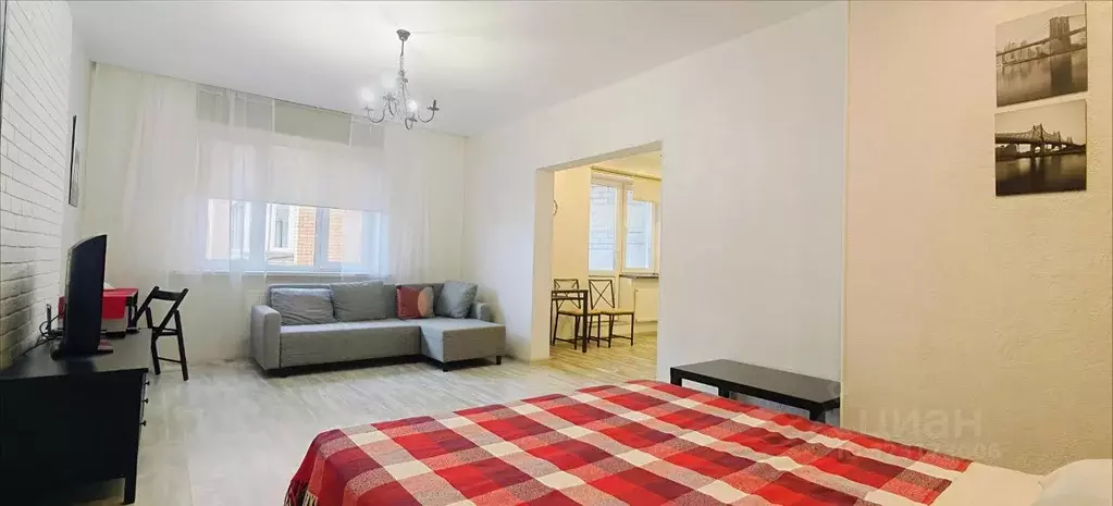 Студия Калужская область, Обнинск ул. Гагарина, 65 (41.6 м) - Фото 1