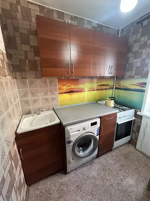 1-к кв. Удмуртия, Ижевск Кооперативная ул., 1 (28.0 м) - Фото 0