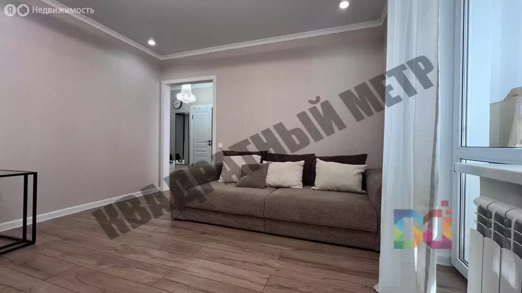 2-комнатная квартира: Элиста, улица Сухэ-Батора, 28 (56 м) - Фото 2