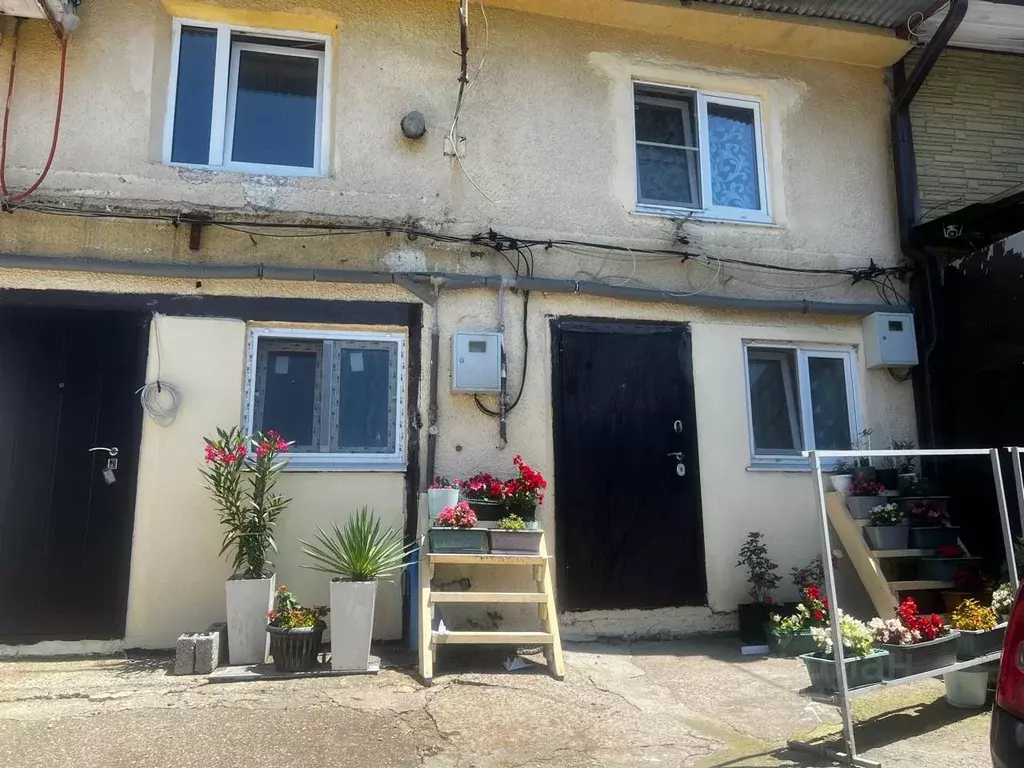 Гараж в Краснодарский край, Сочи Донская мкр, пер. Донской, 17 (36 м) - Фото 1