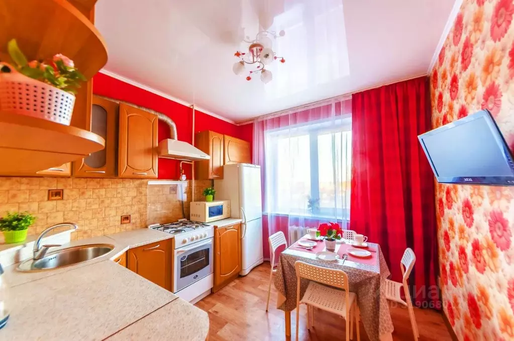 2-к кв. Саратовская область, Балаково ш. Саратовское, 77 (54.0 м) - Фото 2