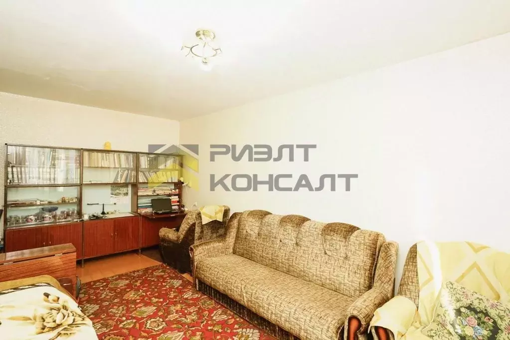 2-к кв. Омская область, Омск Волочаевская ул., 15 (47.0 м) - Фото 0