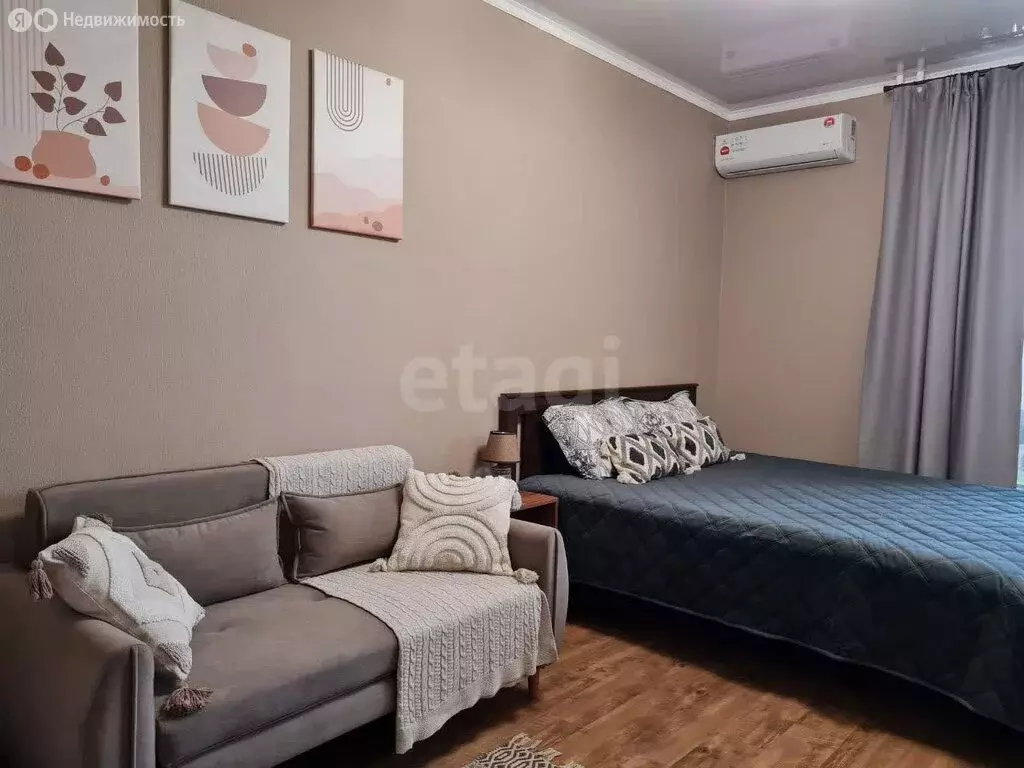 Квартира-студия: Тюмень, улица Тимофея Чаркова, 81к2 (28.6 м) - Фото 1