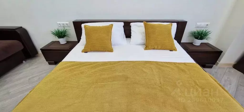 1-к кв. Волгоградская область, Волгоград ул. Поддубного, 1 (54.0 м) - Фото 2