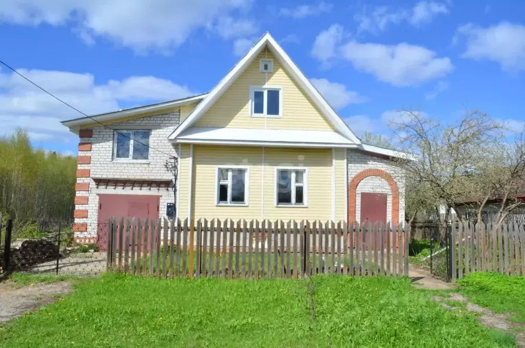 Дом в Марий Эл, Медведевский район, Краснооктябрьский городское ... - Фото 1