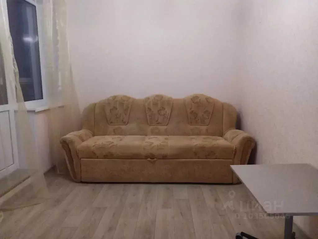 2-к кв. Волгоградская область, Волгоград ул. Гаря Хохолова, 13 (40.0 ... - Фото 0